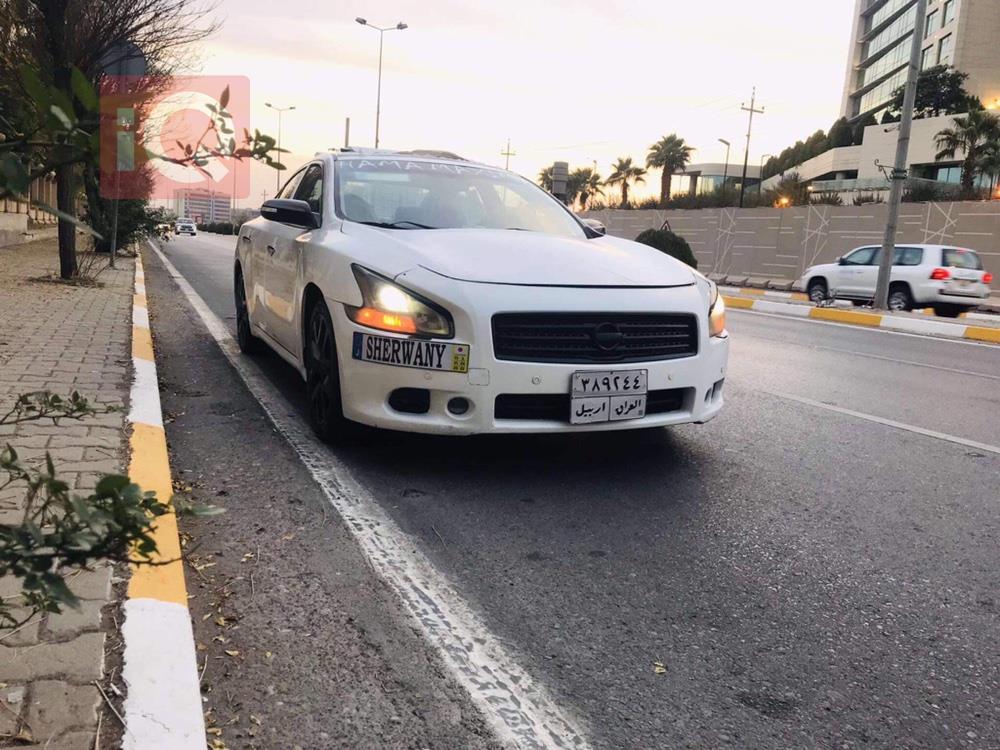 نیسان مەگزیما